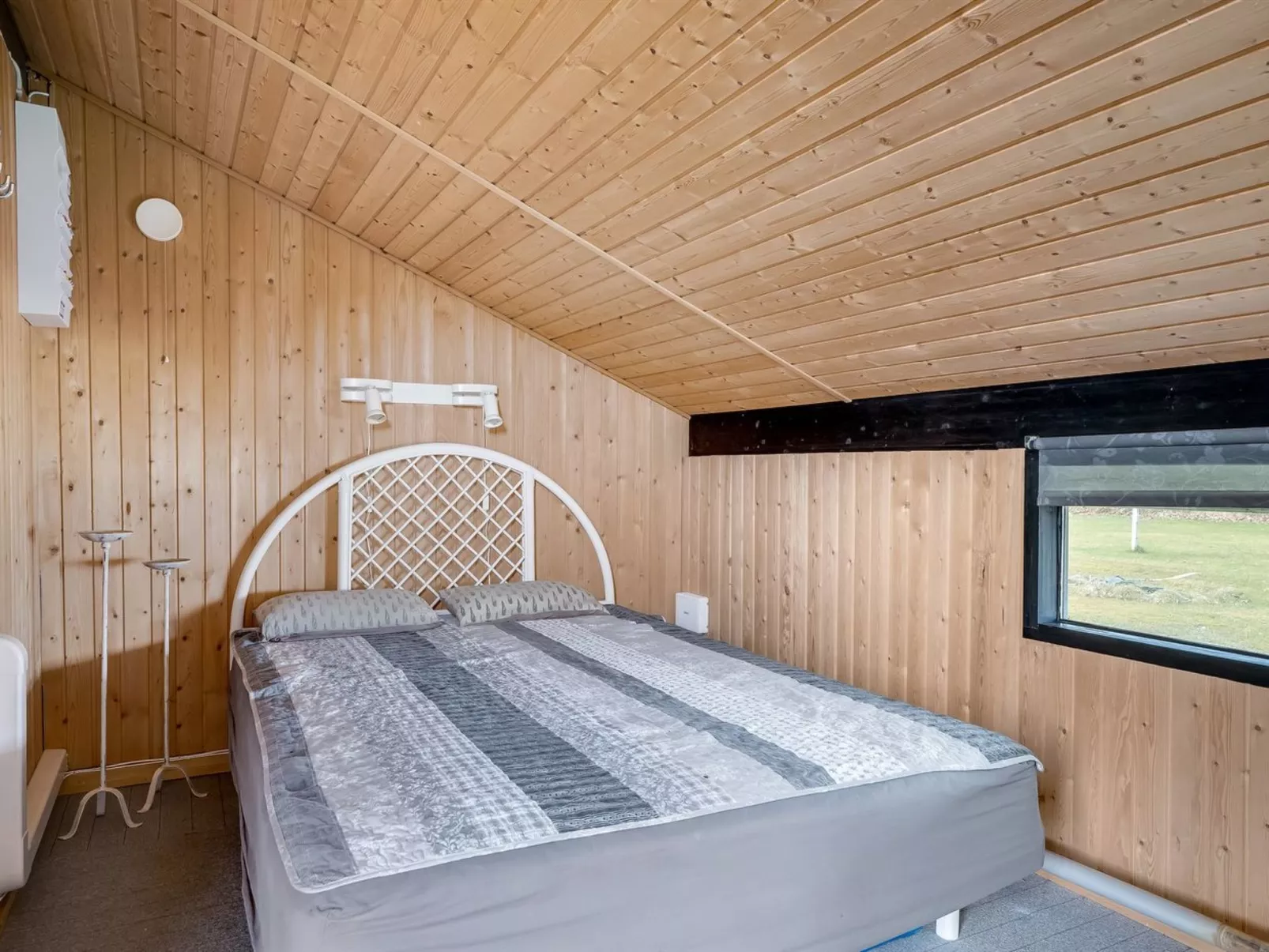 "Tosti" - 180m to the fjord-Inside