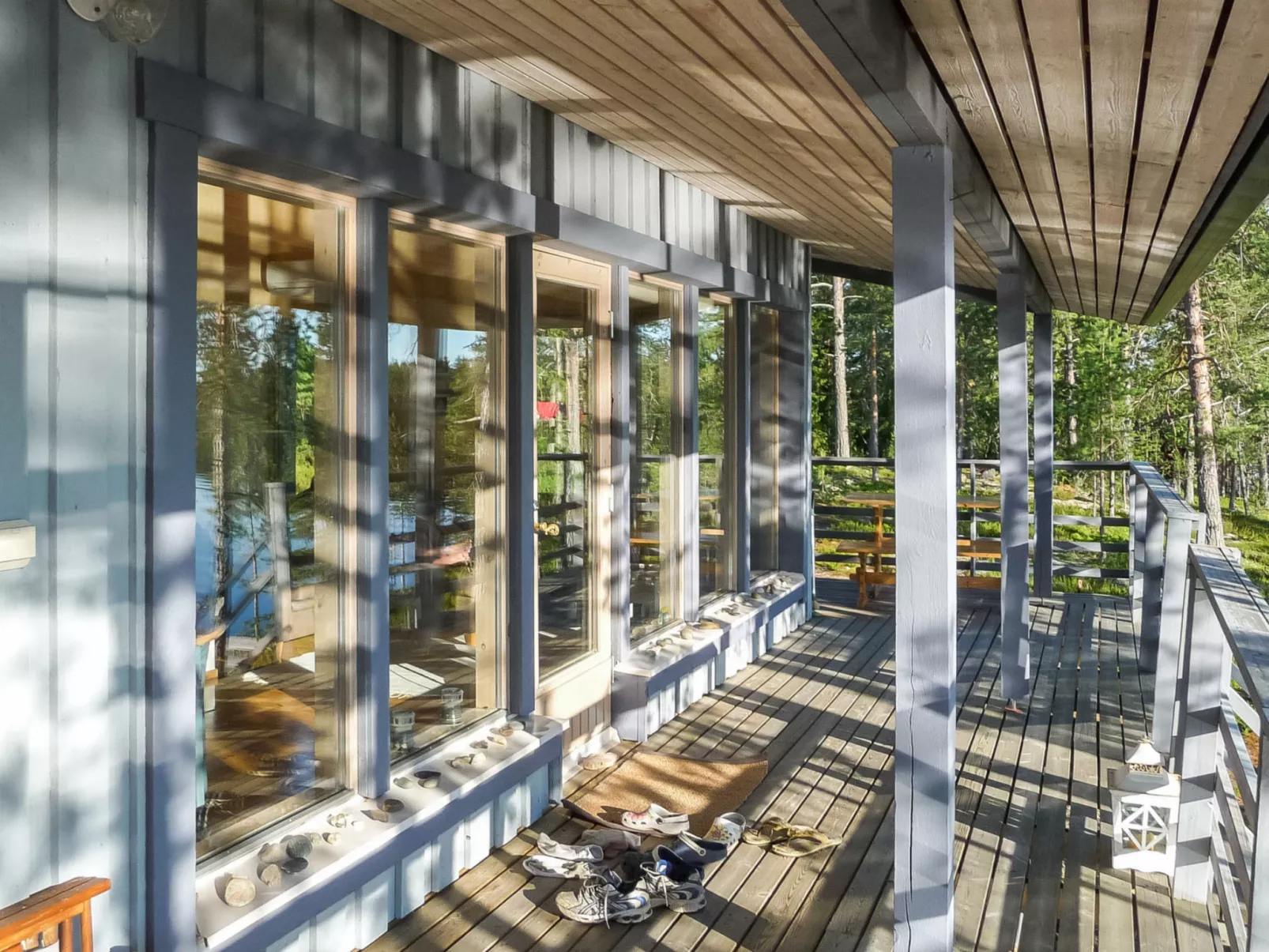 Keskikallio, nuasjärvi-Dedans