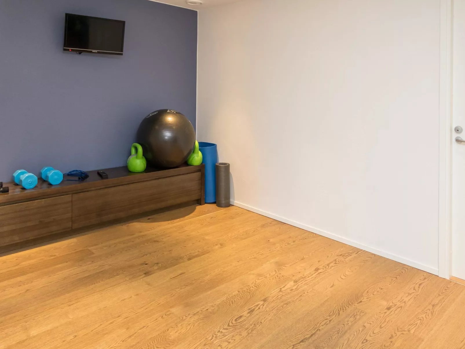 Holy lake chalet b-Drinnen