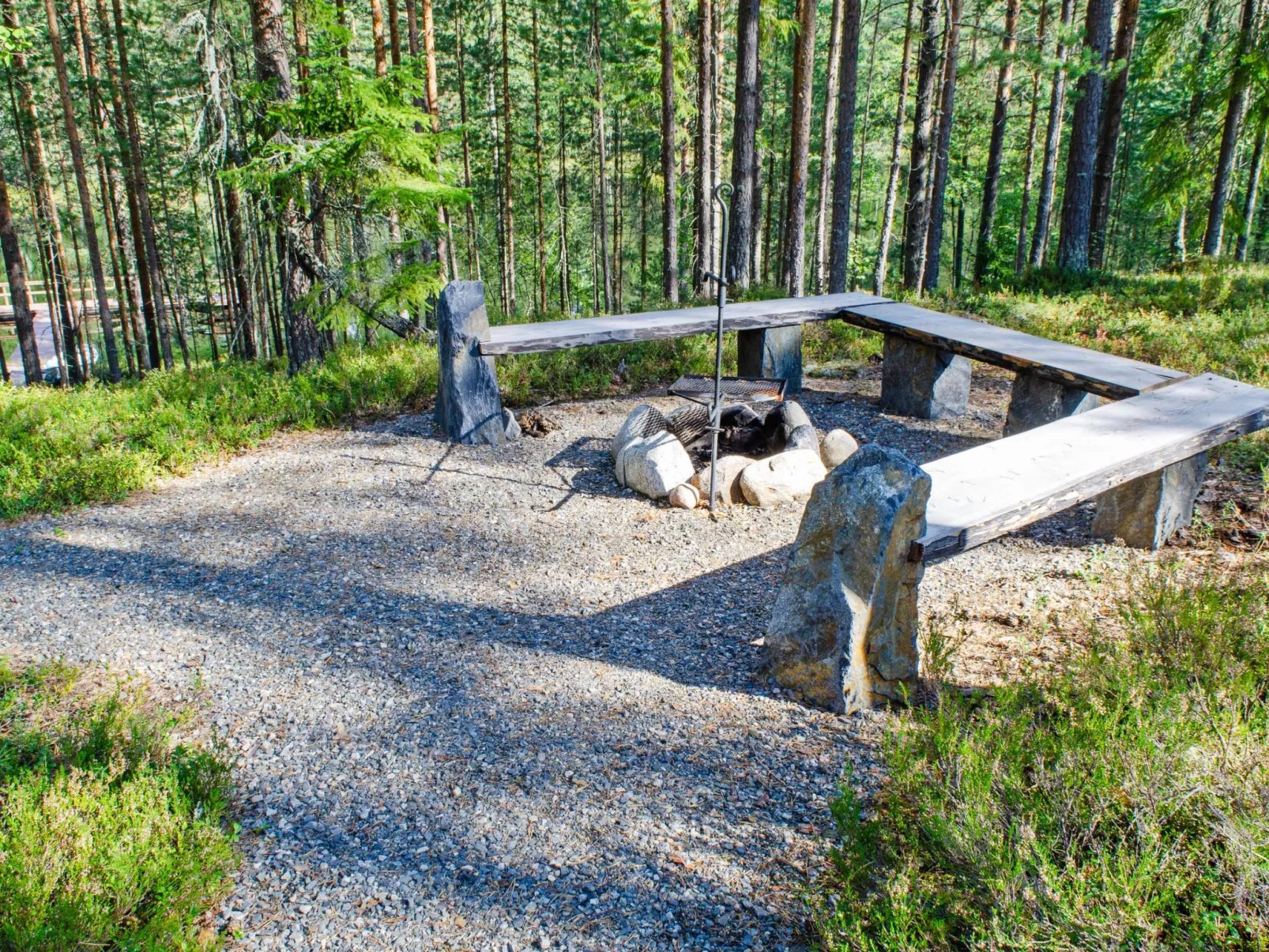 Otsopirtti, otso-Dedans