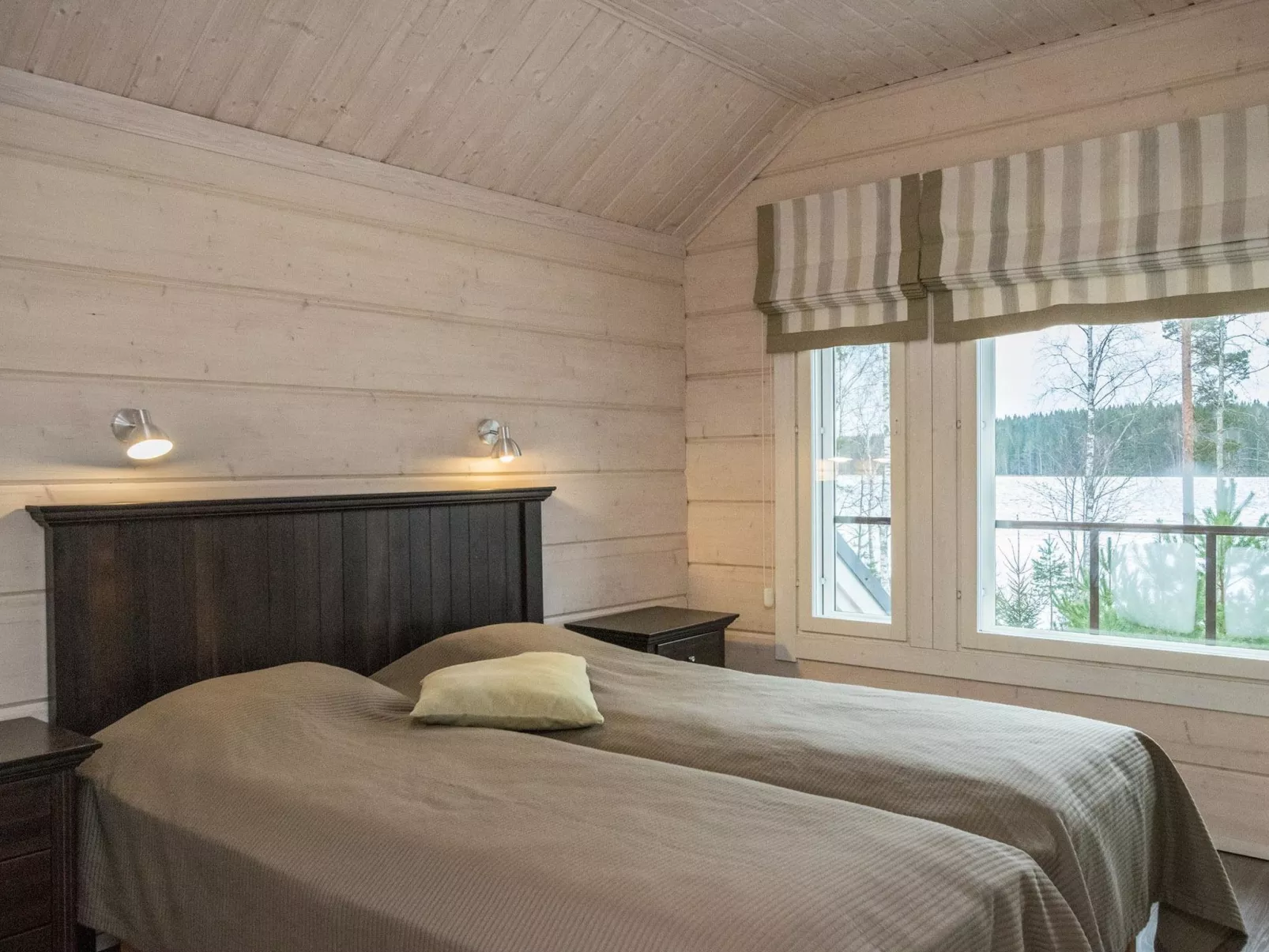 Villa puronotko-Dedans