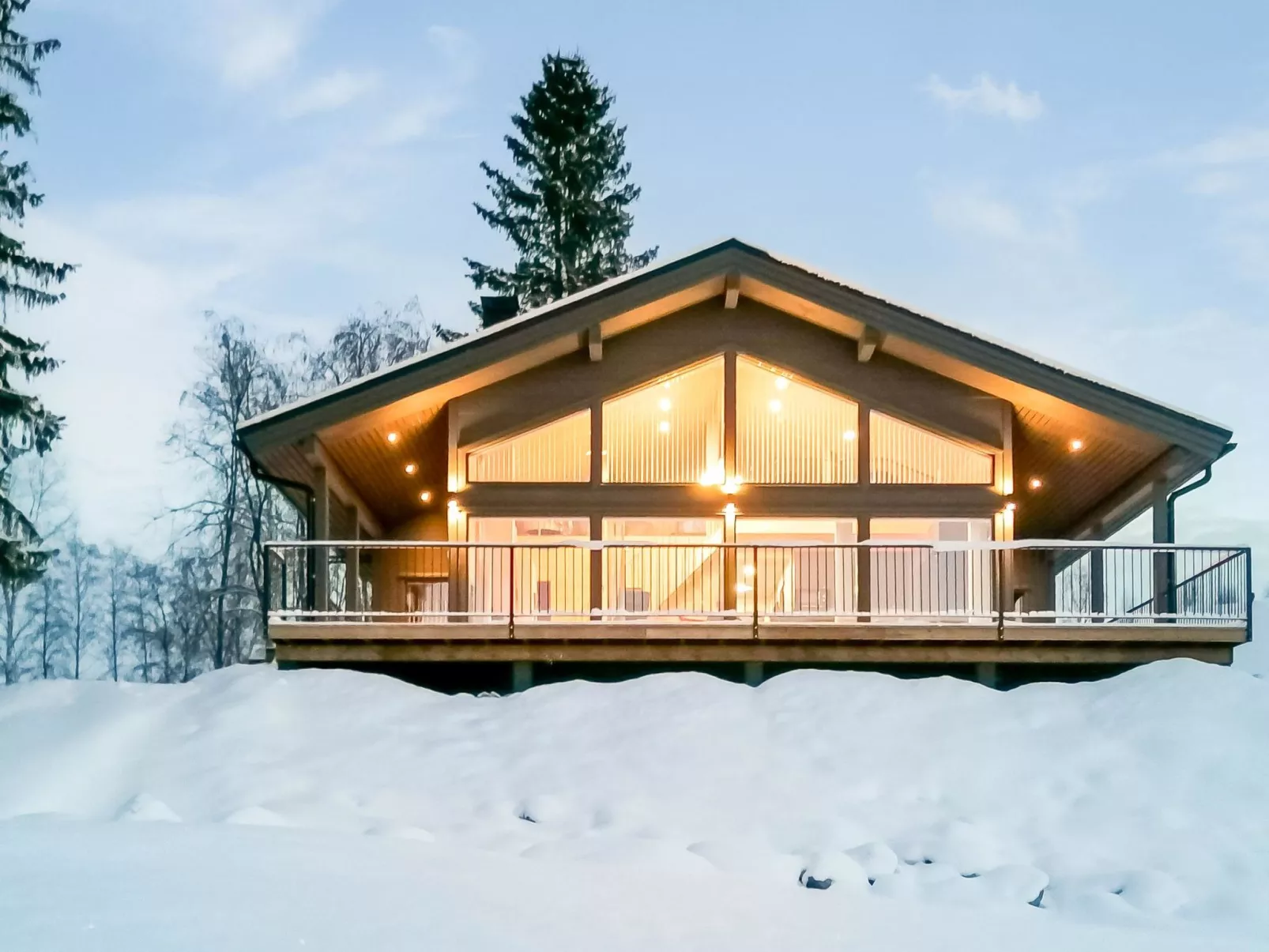 Lakeside villa-Dedans