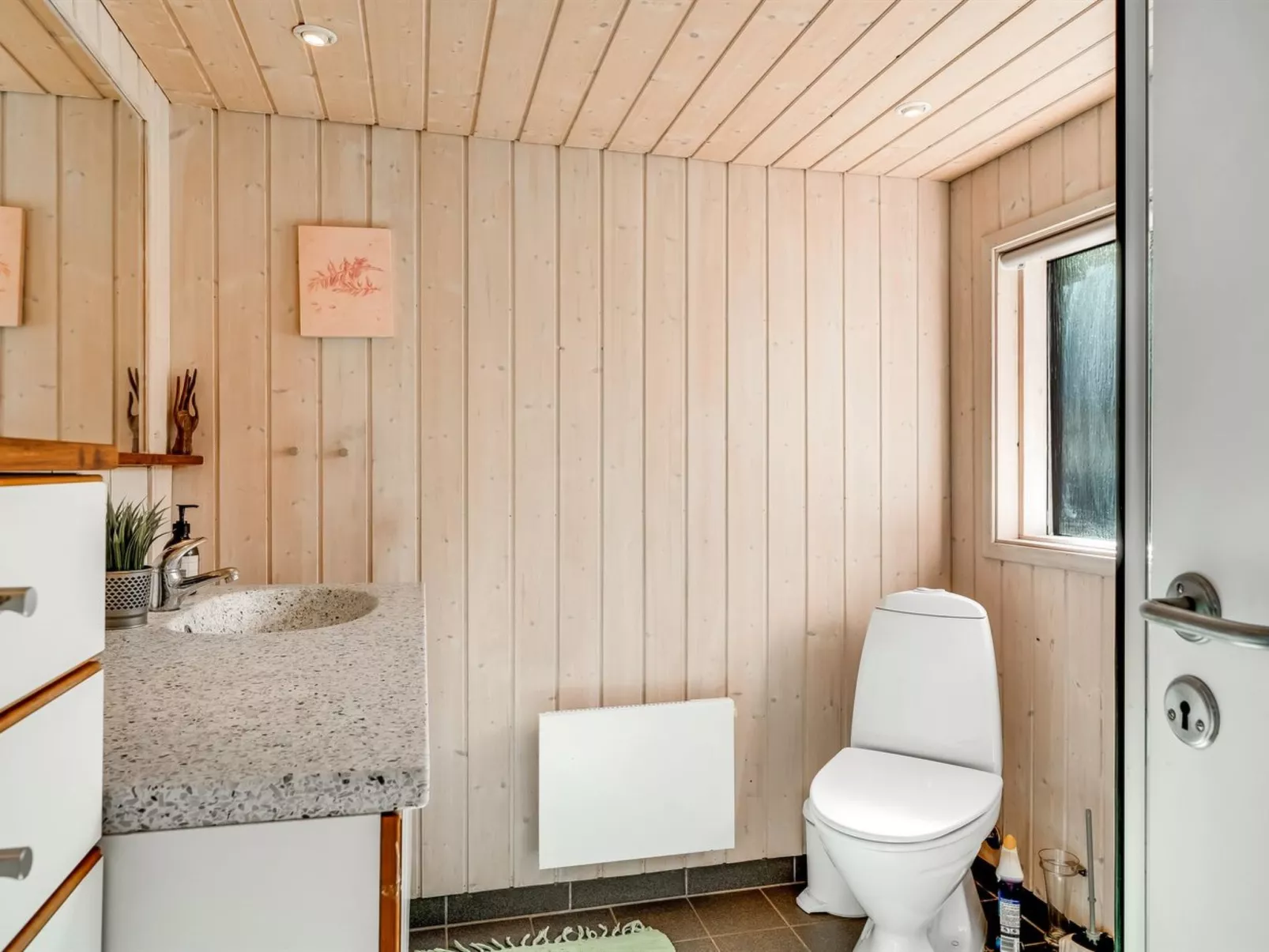 "Valentin" -  from the sea-Drinnen