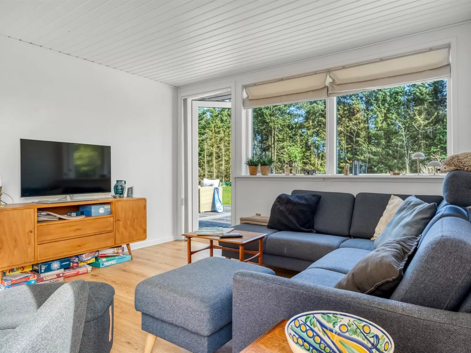 "Toralf" -  from the sea-Drinnen