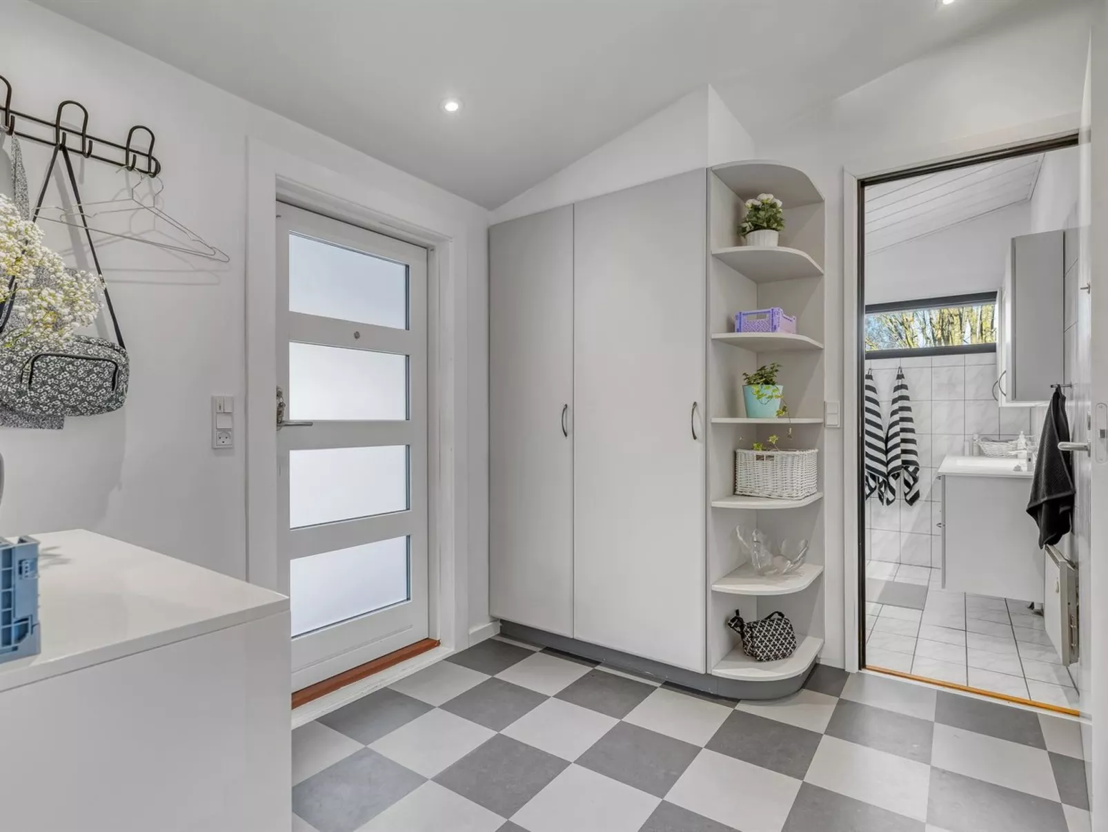 "Etly" - 900m from the sea-Dedans