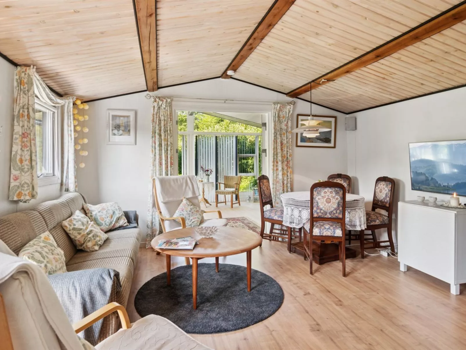 "Alfa" - 350m from the sea-Drinnen