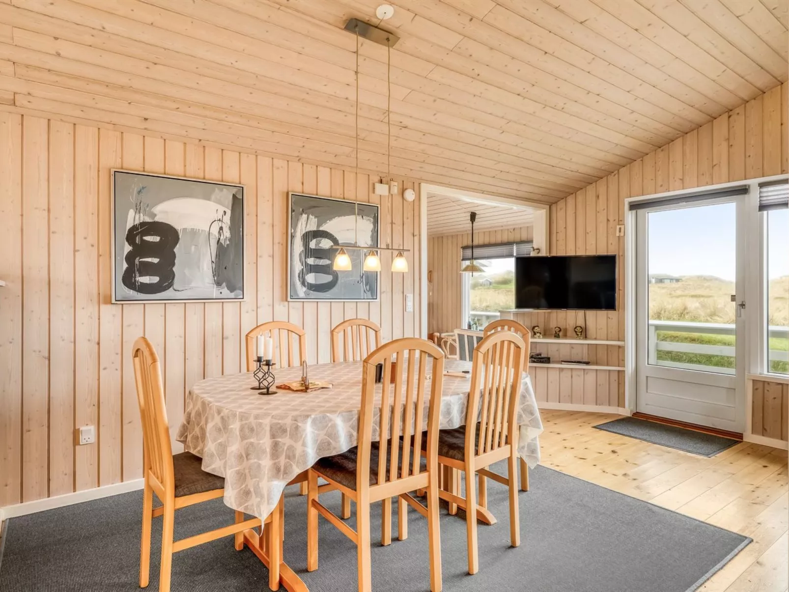 "Fridgerd" - 300m from the sea-Inside