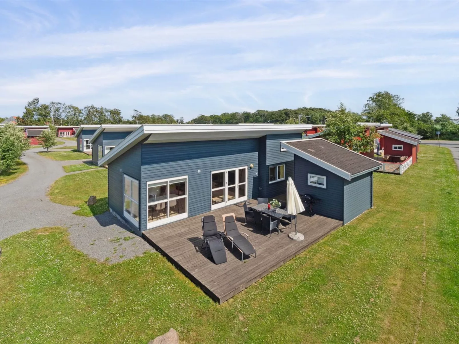 "Ilta" - 2.8km from the sea-Dehors