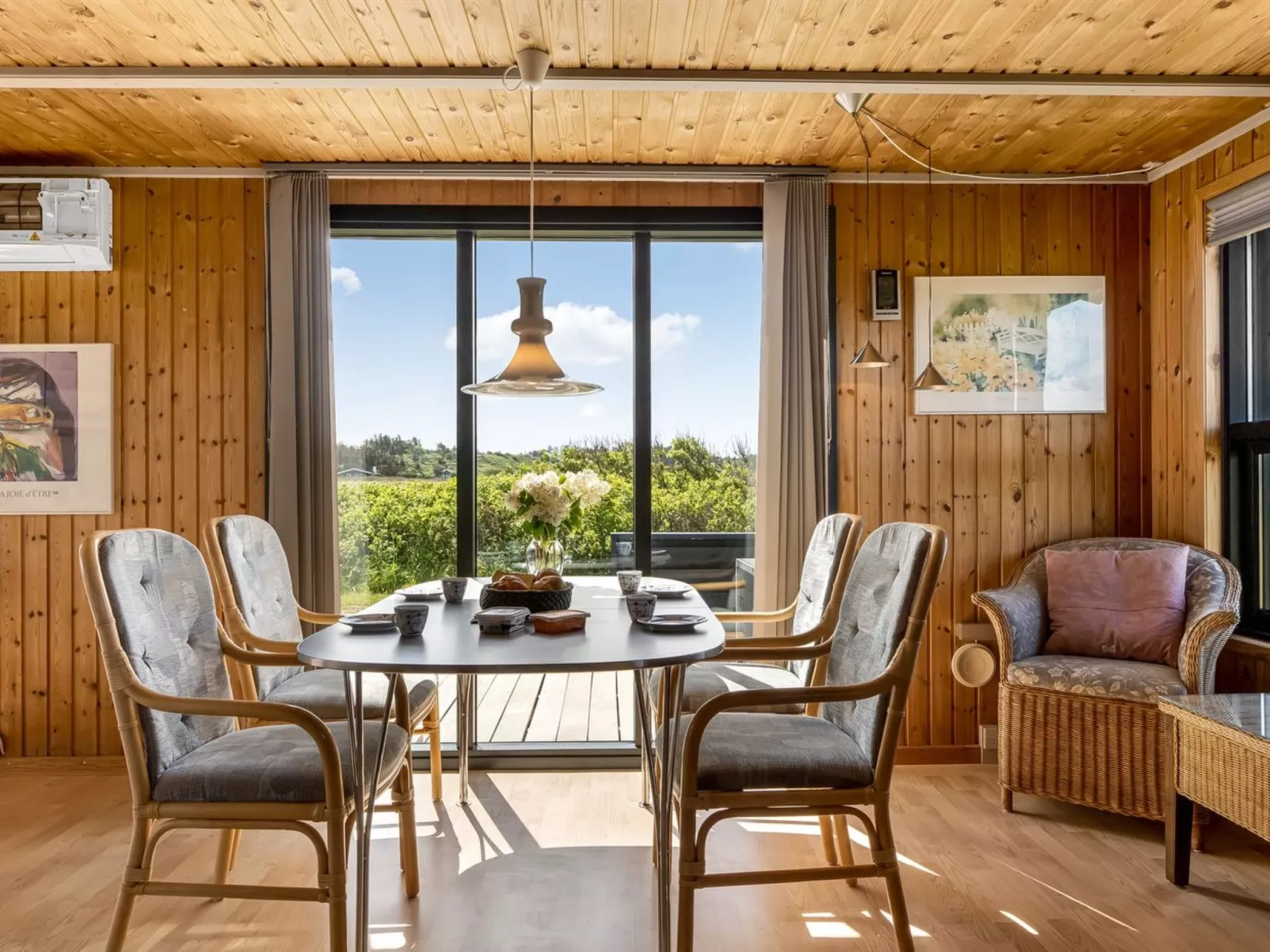 "Iiris" - 200m from the sea-Dedans