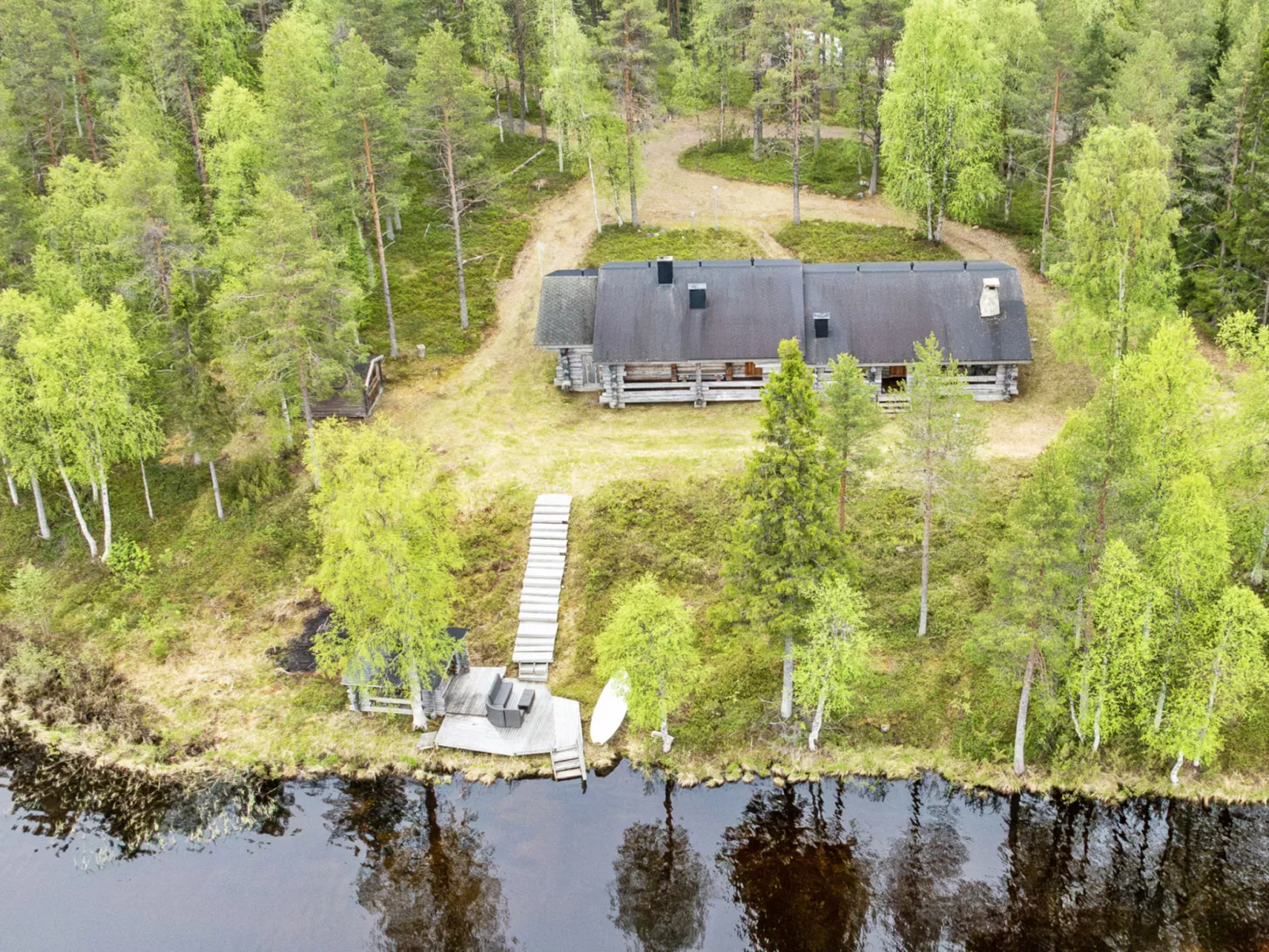 Lumikenttien kutsu-Drinnen