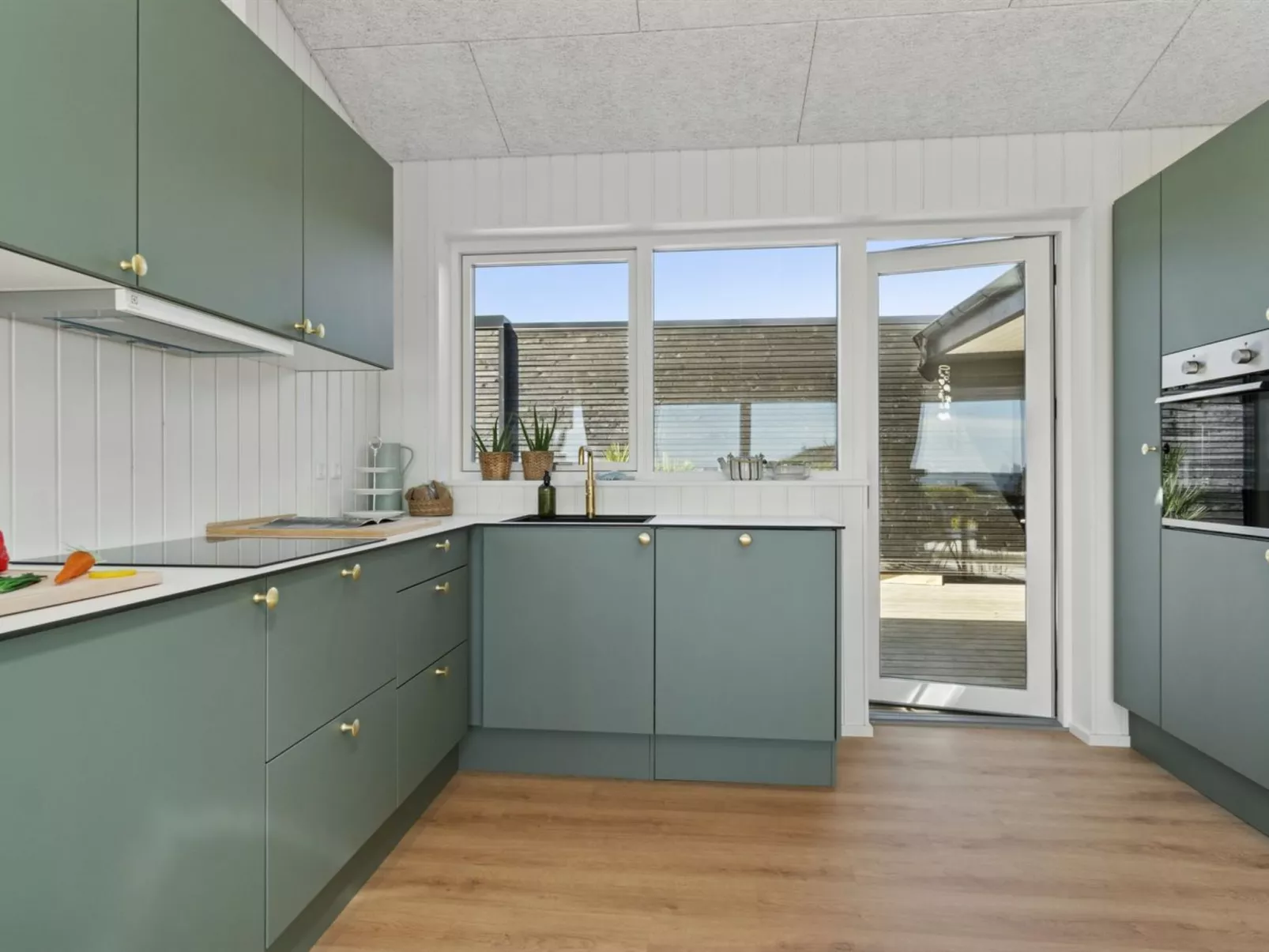 "Fabine" - 75m from the sea-Inside