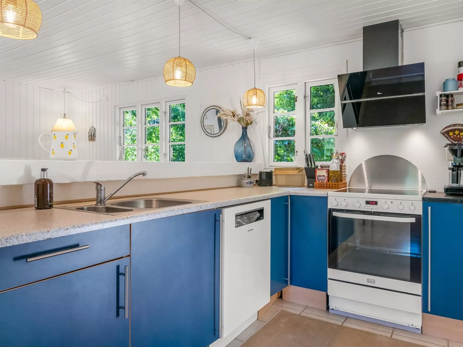 "Vitus" - 600m from the sea-Dedans