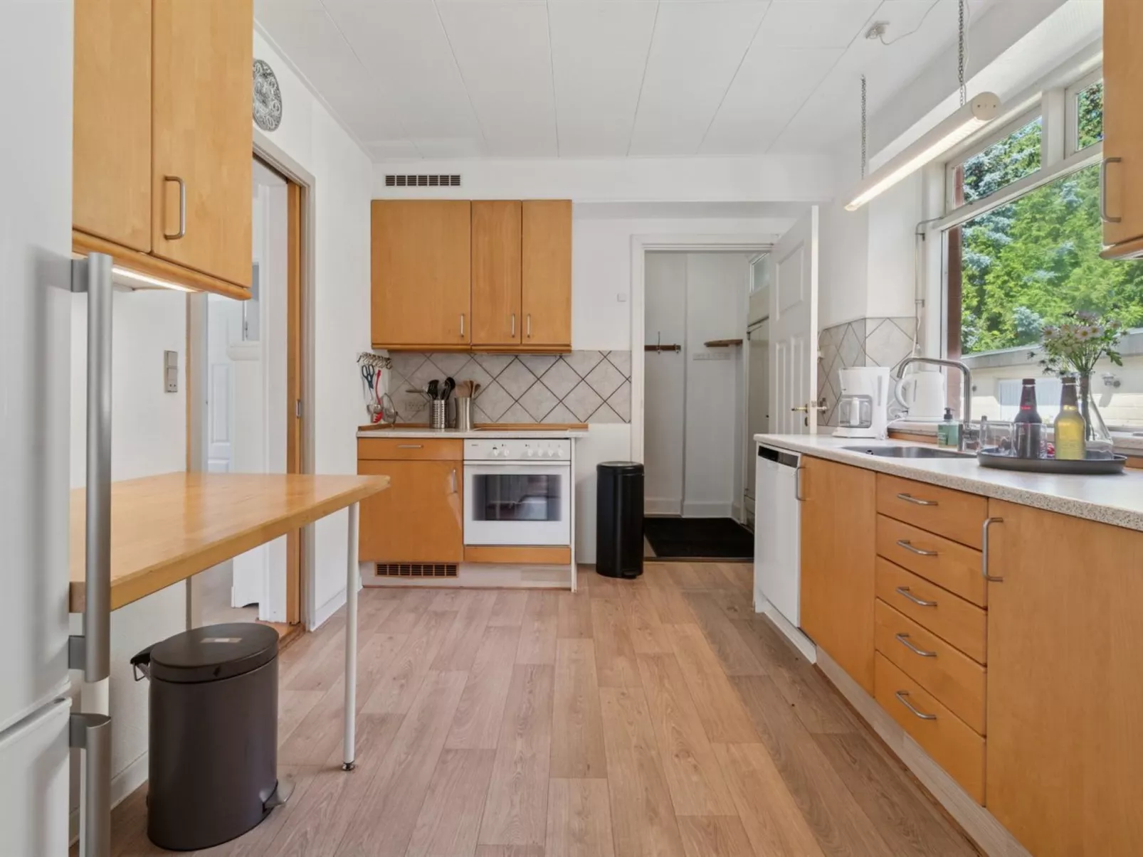 "Marit" - 1.5km from the sea-Drinnen