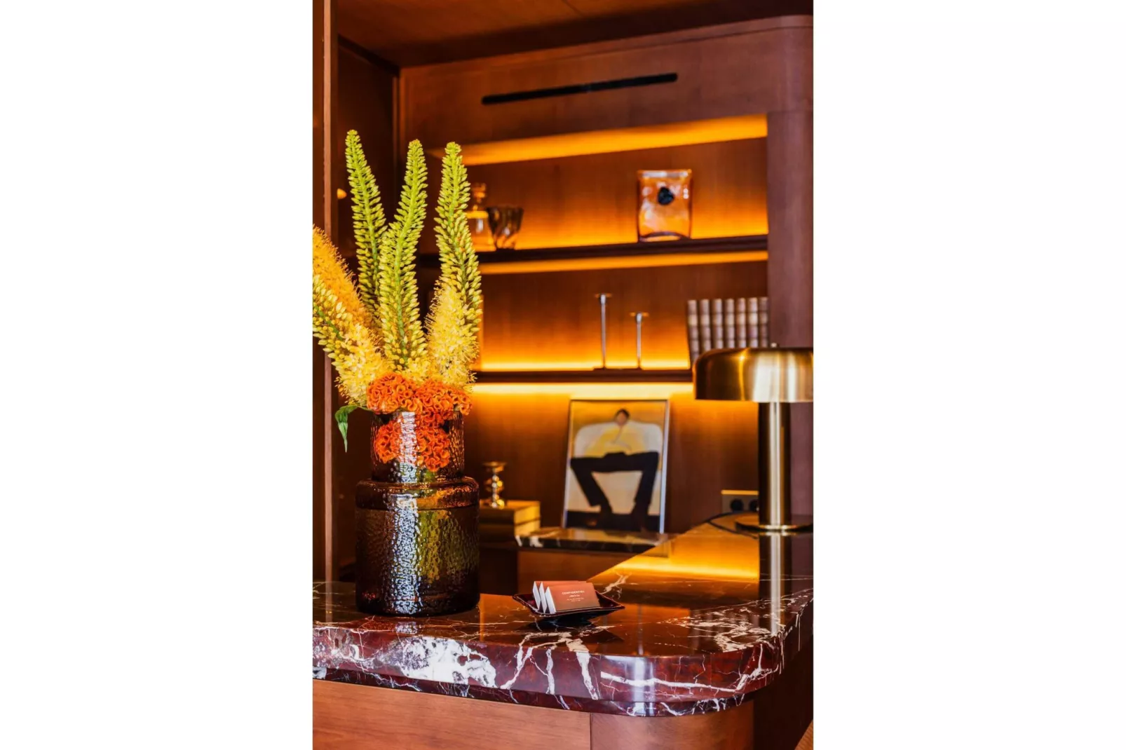 CONFIDENTIEL-3-Innenbereich