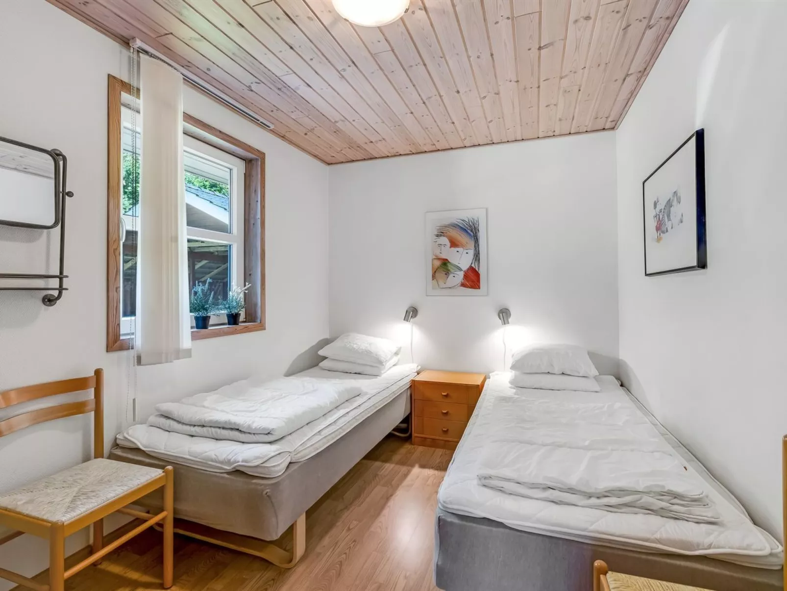 "Angantir" - 4.8km from the sea-Dedans