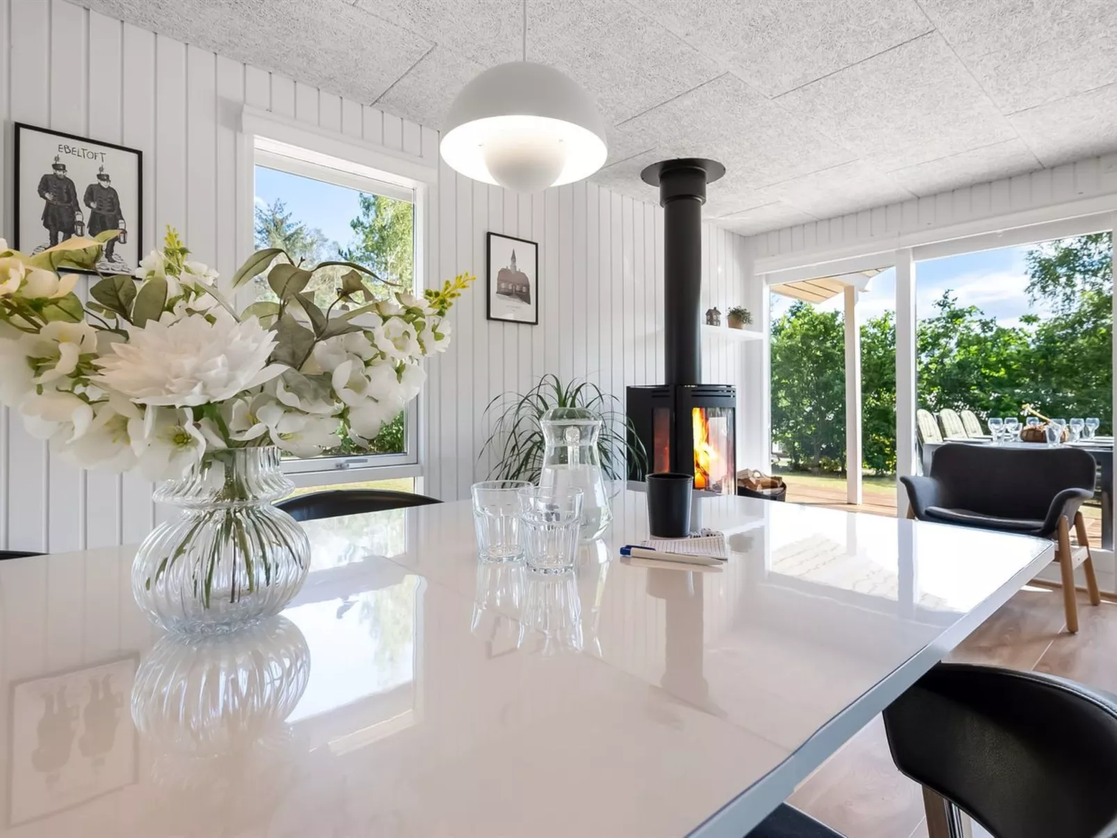 "Lillebror" - 7km from the sea-Inside