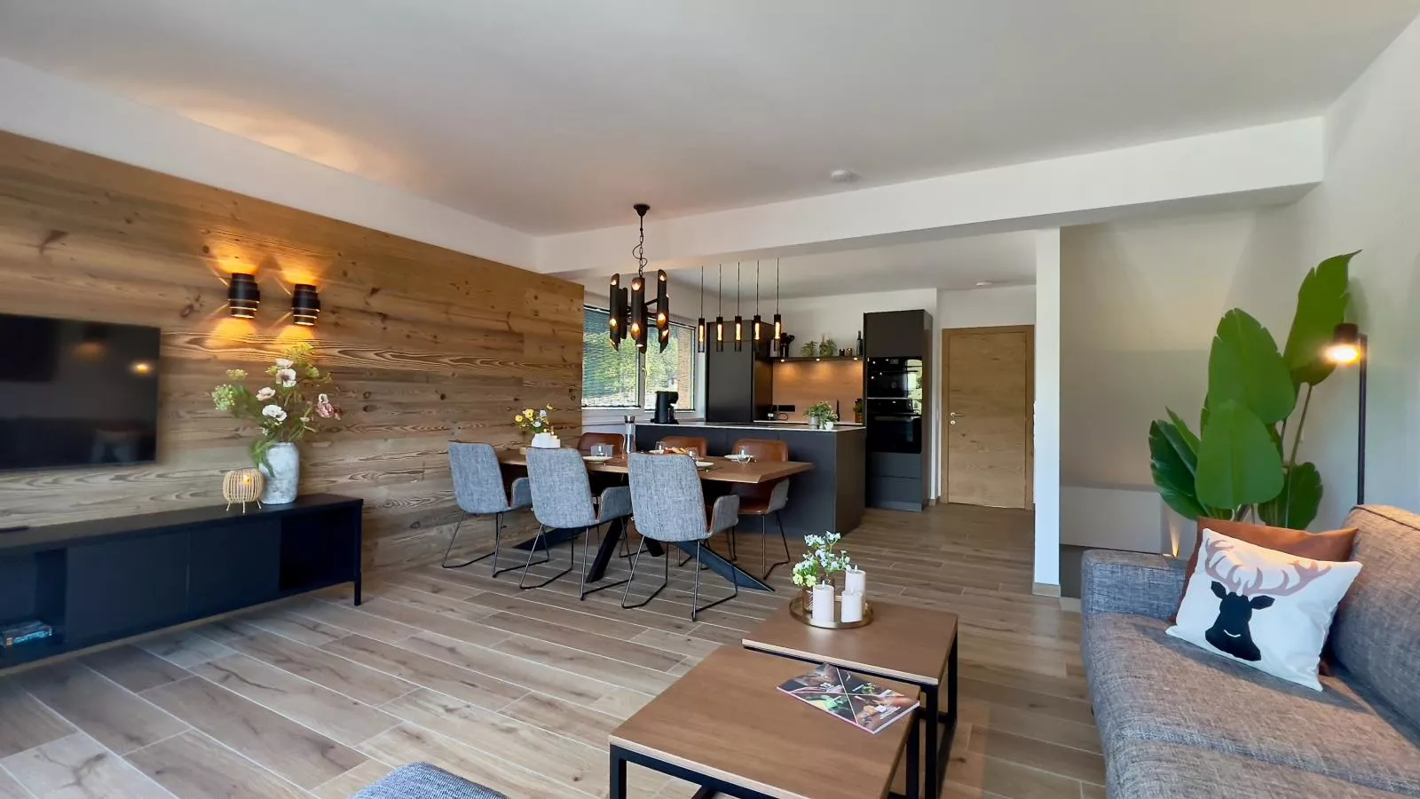 Grebenzen Lodge Starnberg 60A-Living room