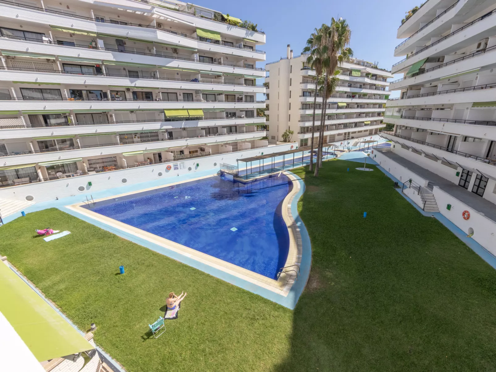 Riviera Park-Outside