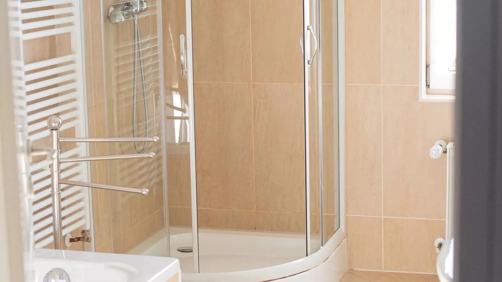 Brocken-Blick-Bathroom