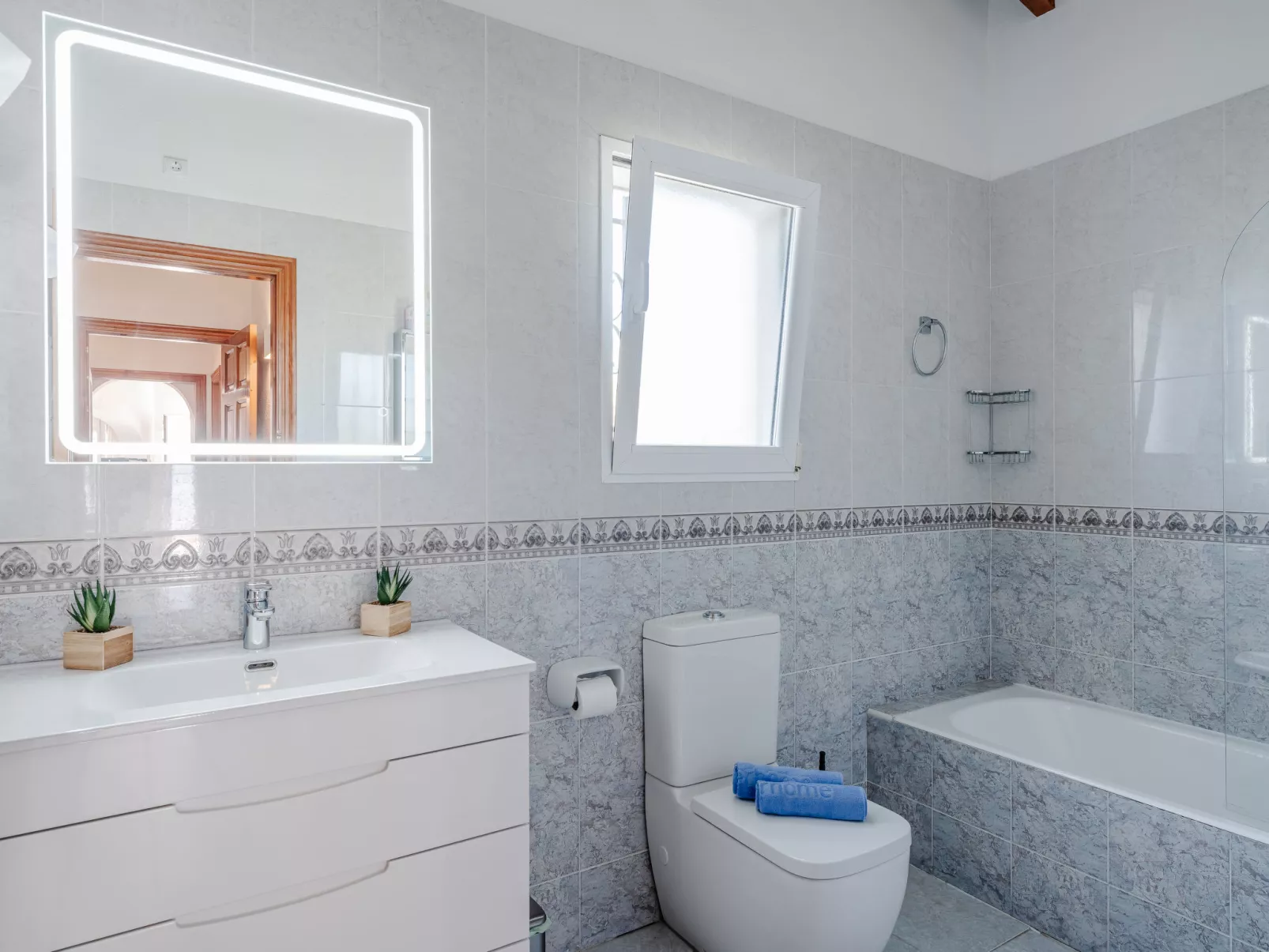 Villa Gran Vida-Drinnen