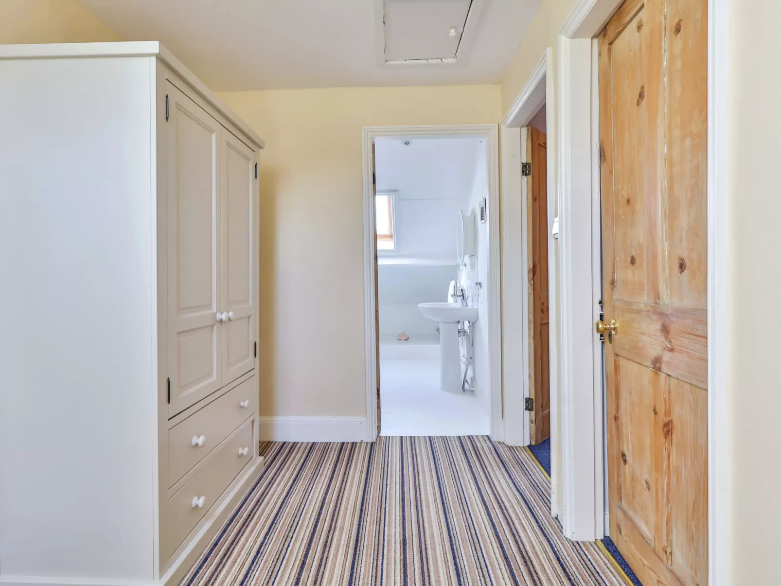 Adventure House-Draußen