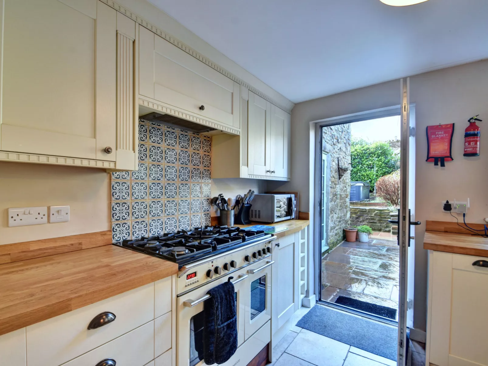 Stable Cottage-Dedans