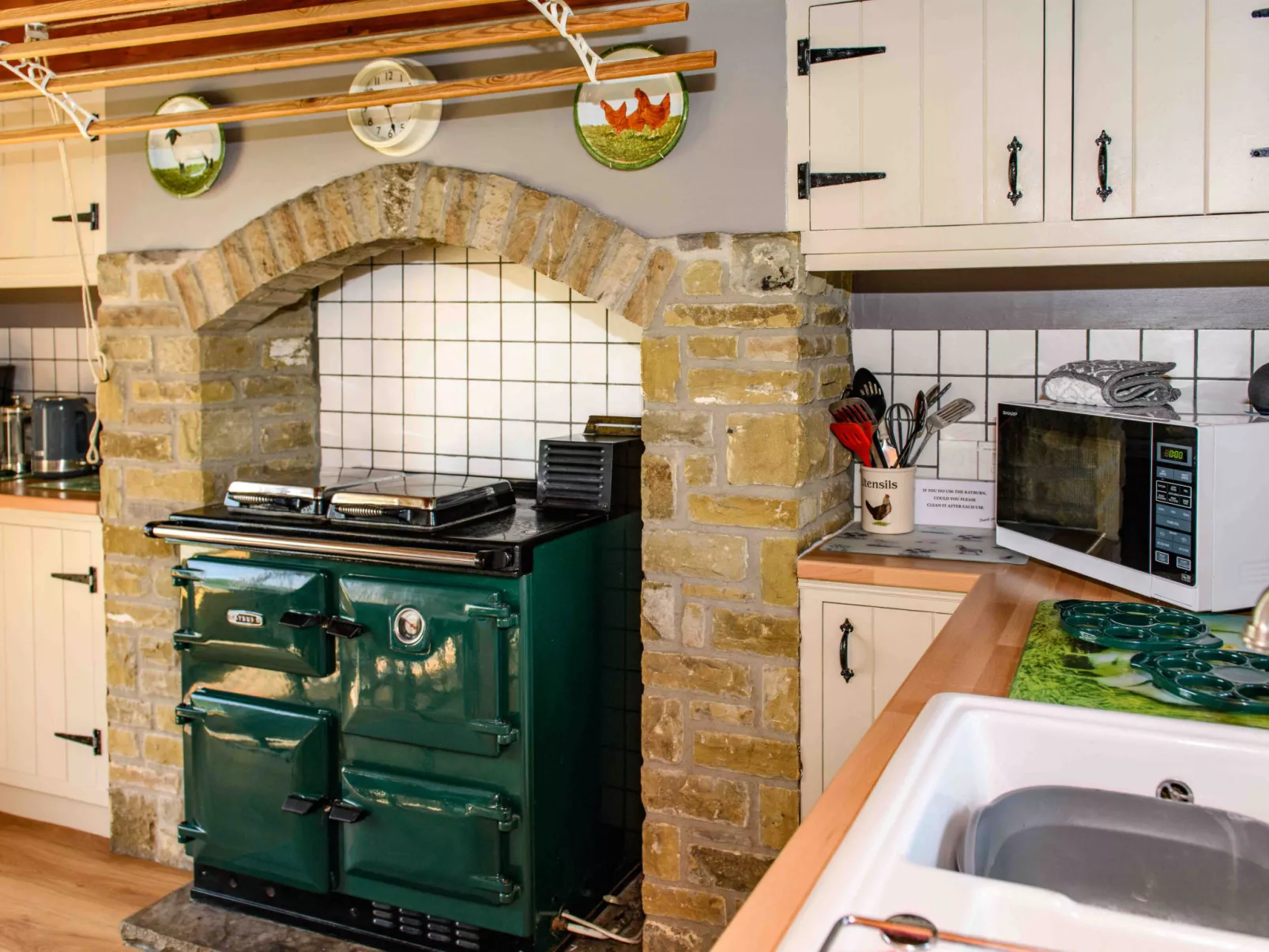Shepherds Cottage at Mile House Farm-Inside
