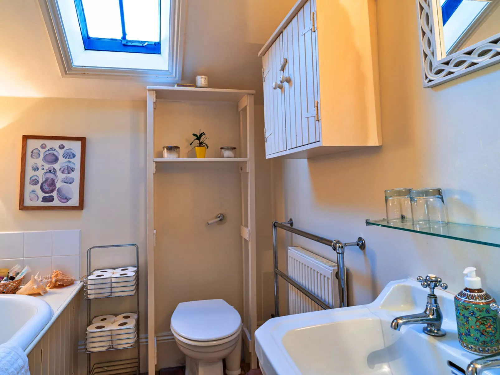 New Park Farm-Inside