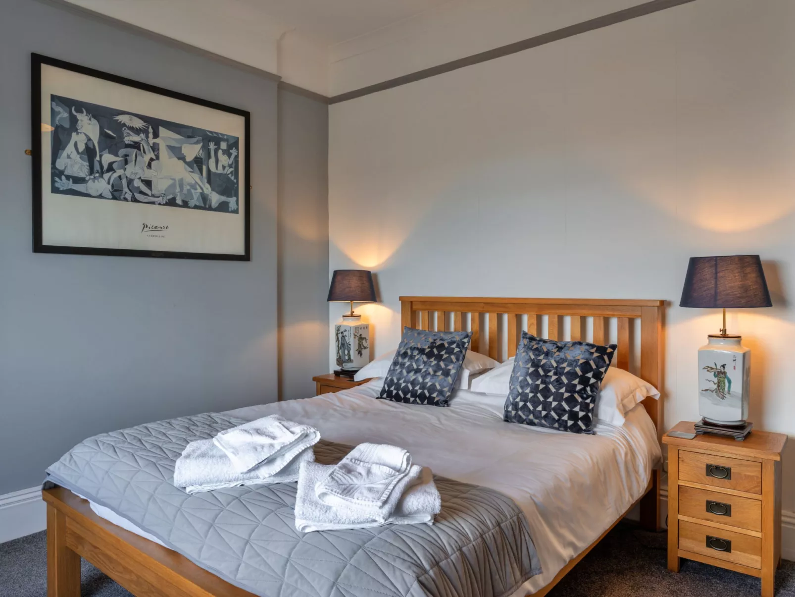 No. 6 Porthgwidden-Inside