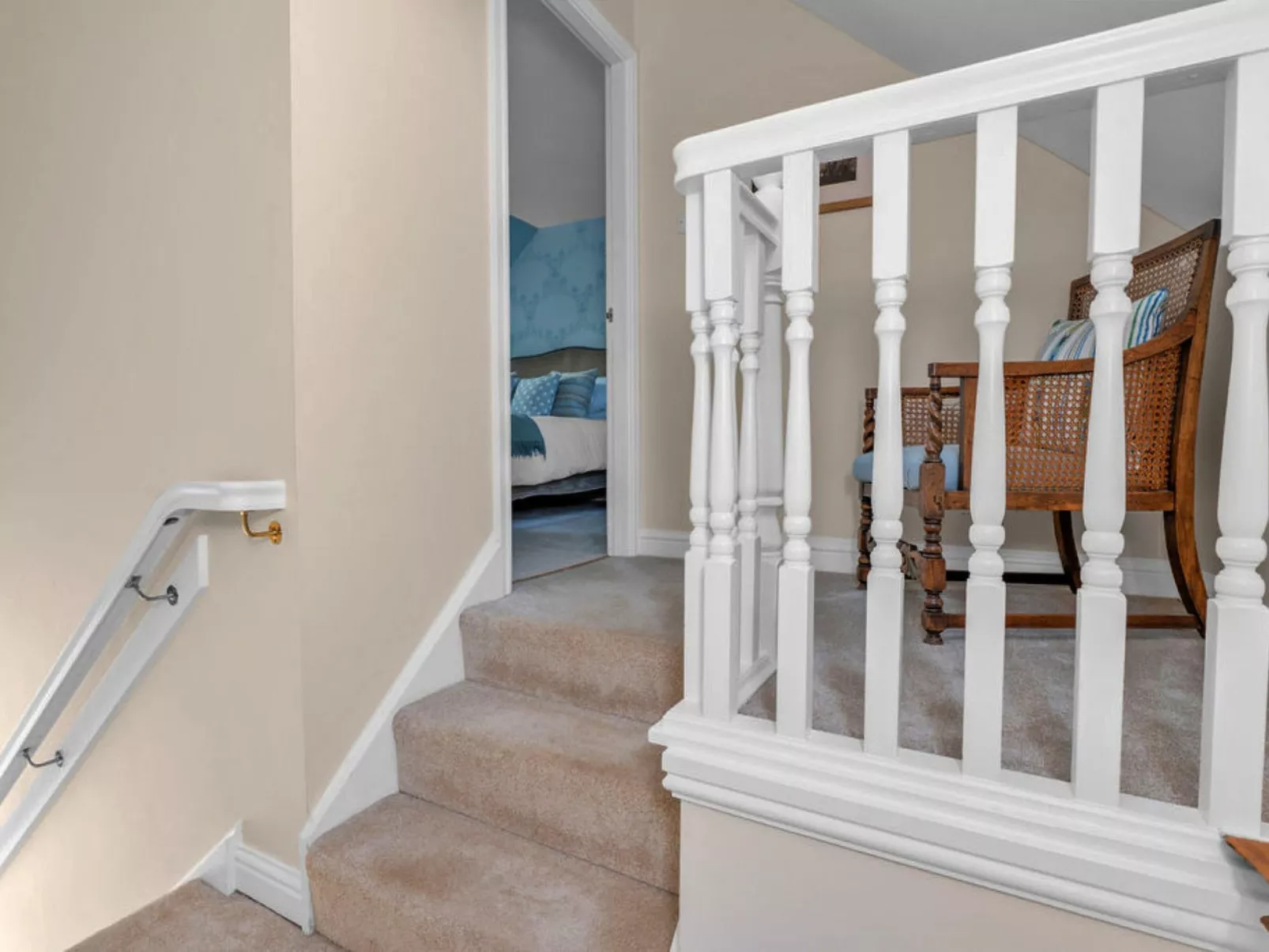 The Wheel House-Dedans