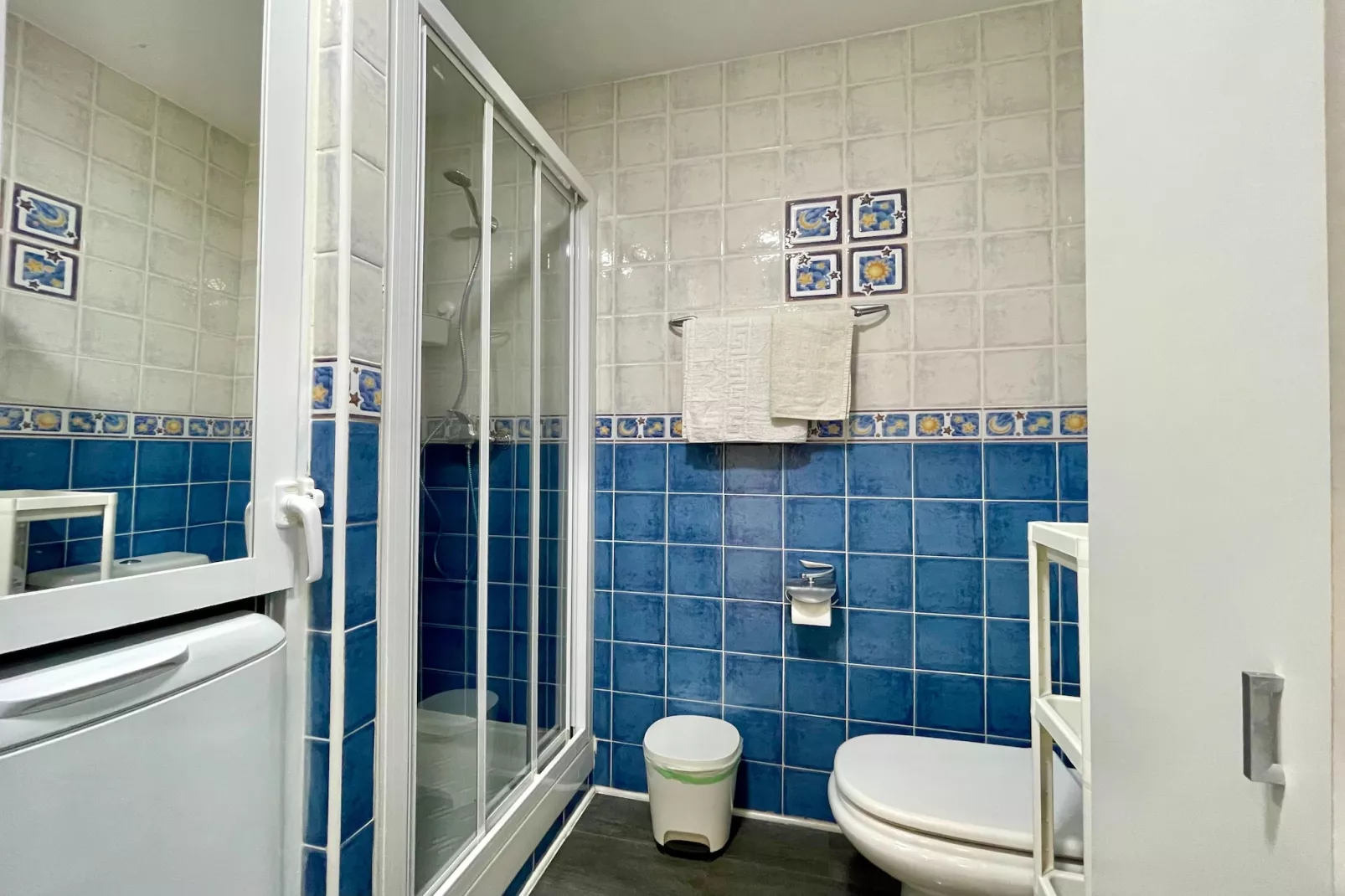 Carlota Alessandri Playa Torremolinos-Badezimmer