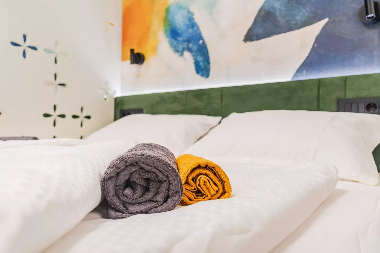 Bovec Chic Apartment with Sauna - One Bedroom Apartment with Balcony-Schlafzimmer