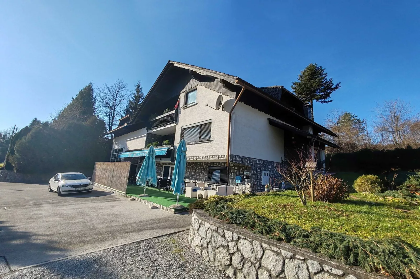 Brezovica Spacious Family-Friendy Apartment - Two Bedroom Apartment with Balcony-Outdoor