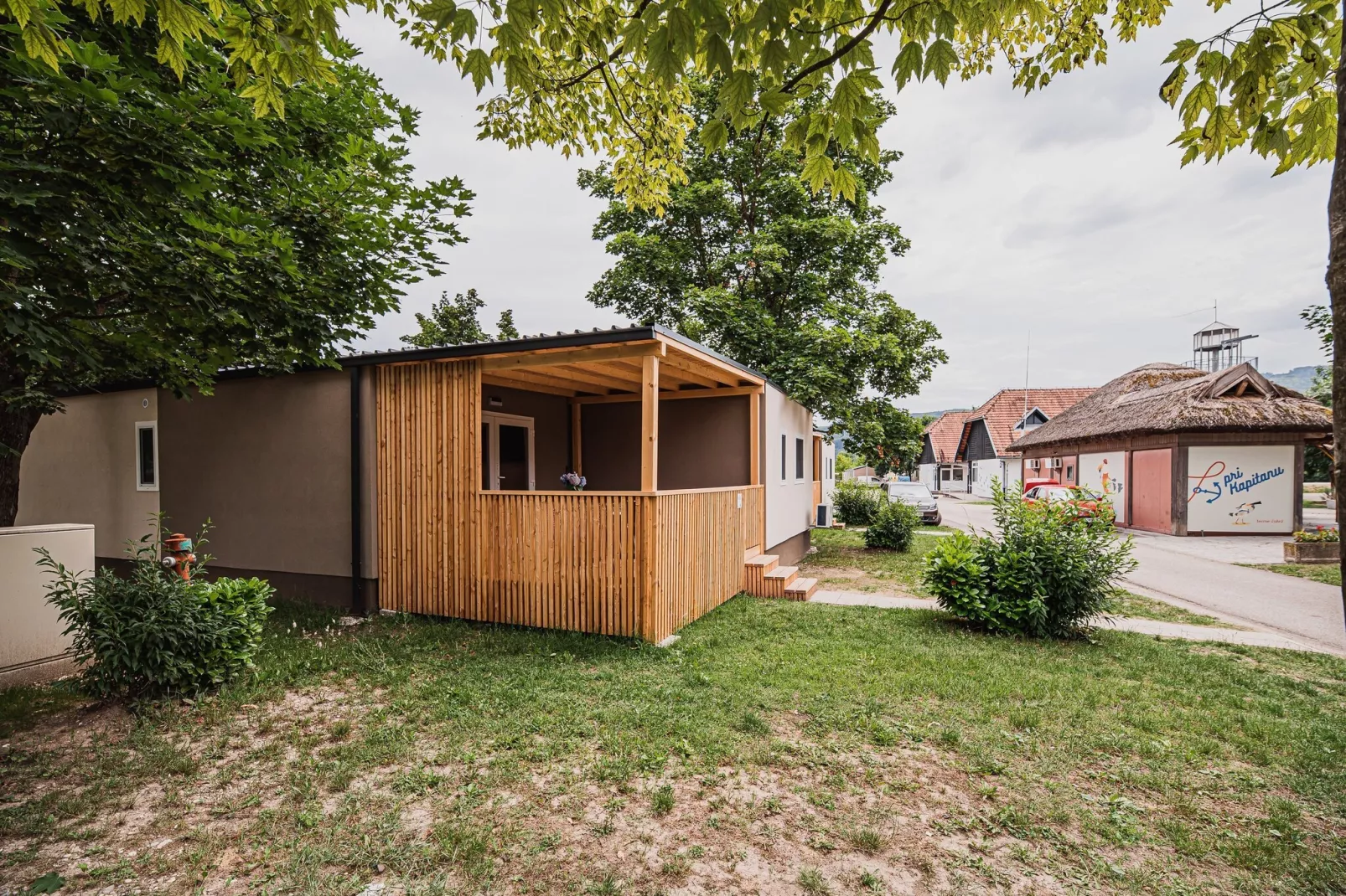 Lake Serenity Premium Mobile Homes with Thermal Riviera Tickets - Two Bedroom Mobile Home 15\/010-Outdoor