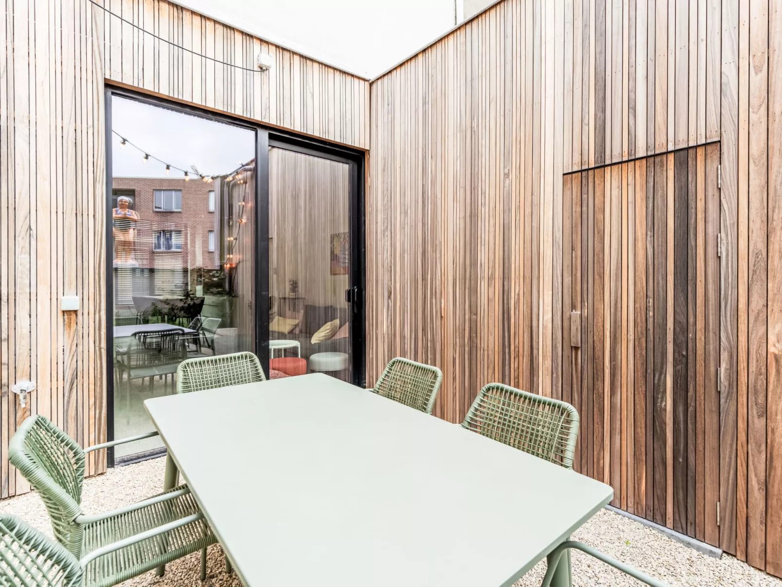 Lili's with terrace-Dehors