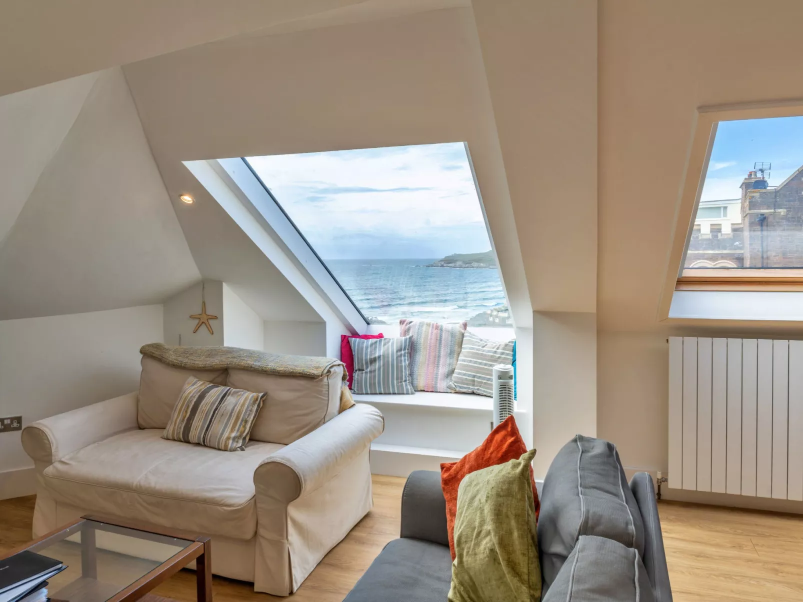 Ocean Lookout-Drinnen