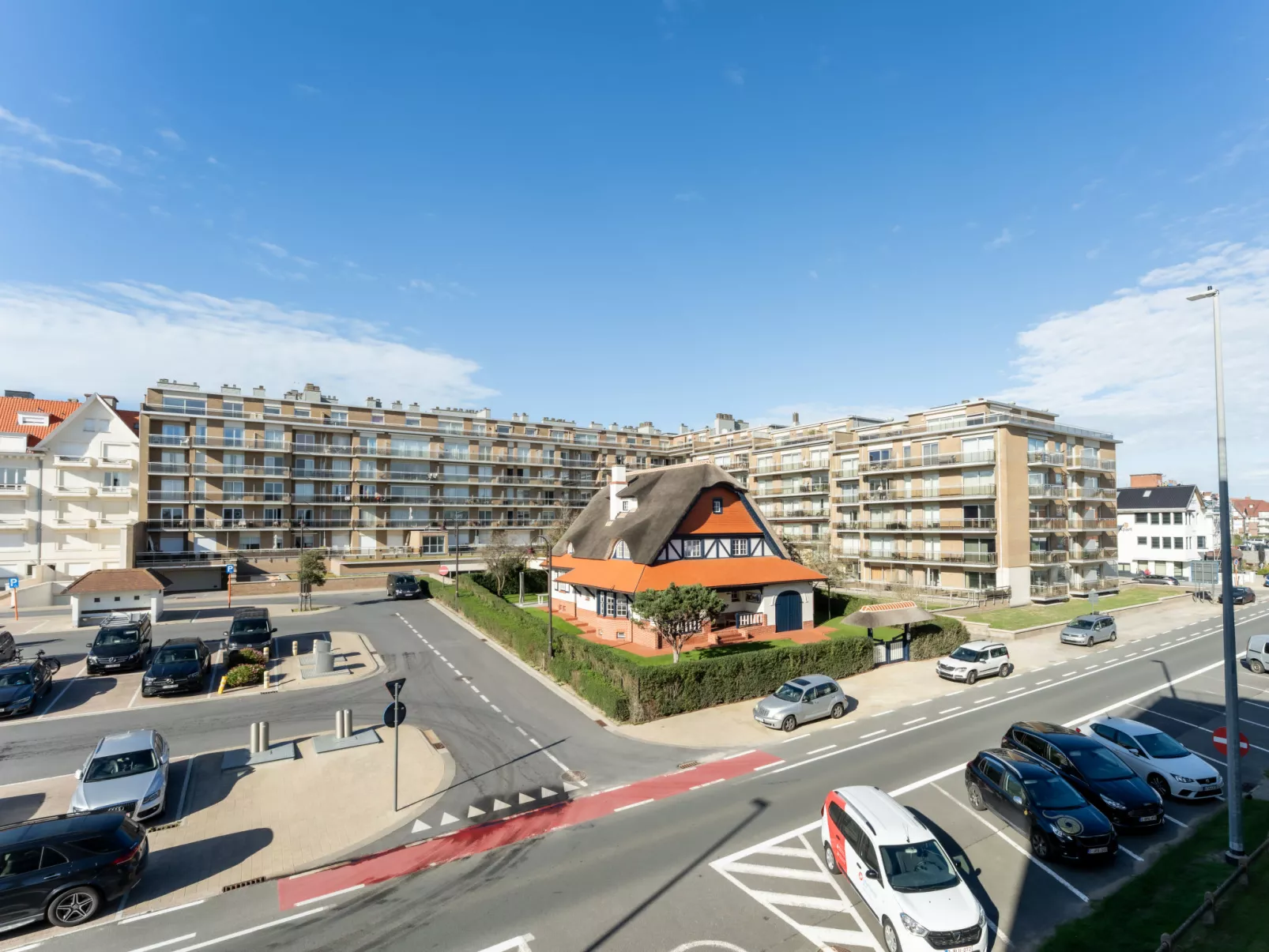 Blanc Rivage with garage-Outside