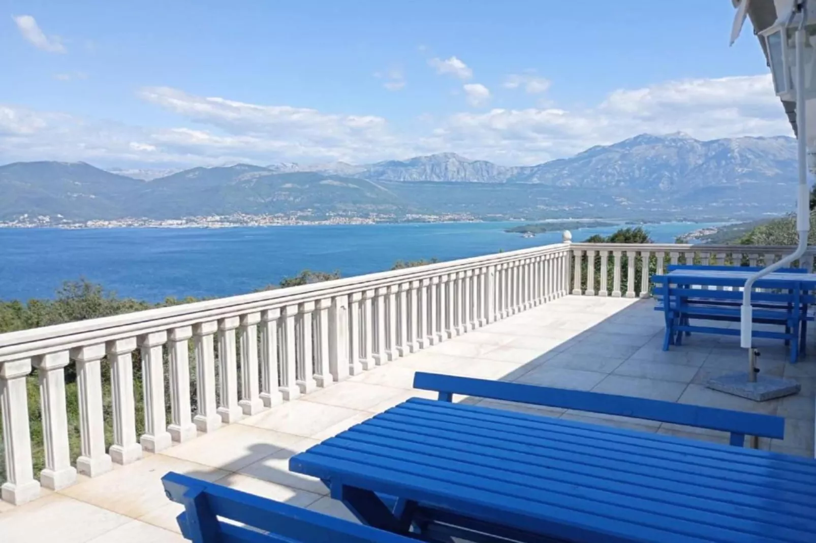 Tivat Relax with Stunning Sea & Mountain Views - Standard Studio Apartment 1-Terrasse/Balkon