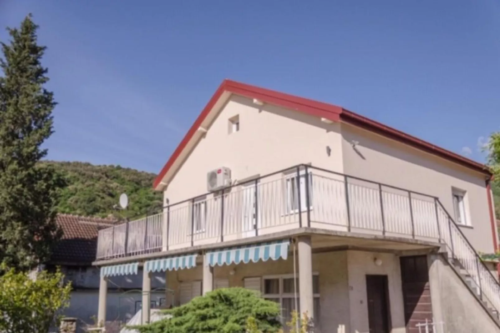 Modern Apartment with Terrace in Herceg Novi - Two Bedroom Apartment-Extérieur