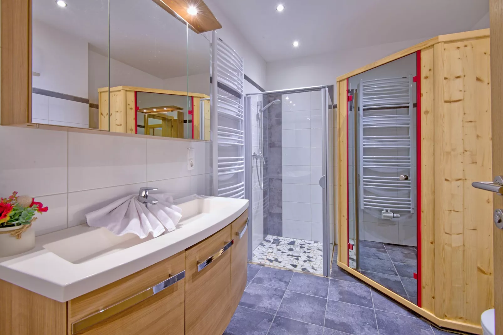 Vicky Apartment Top 2-Badezimmer