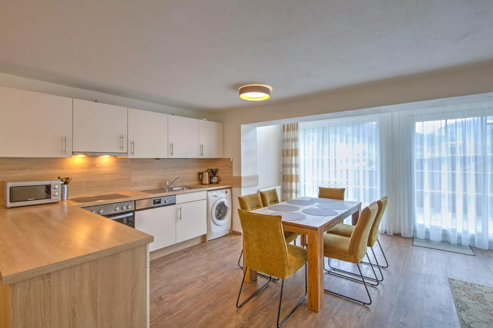 Brunner Apartment Top 5-Esszimmer