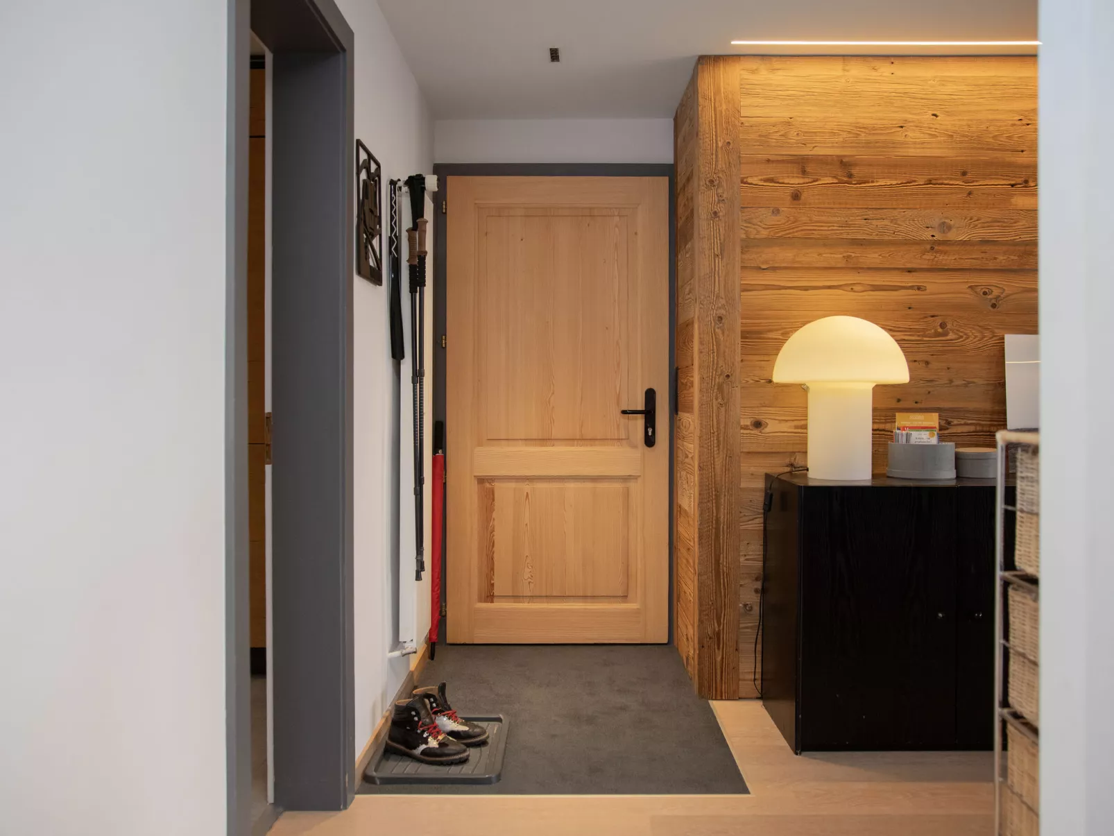 Soleil des Alpes-Inside