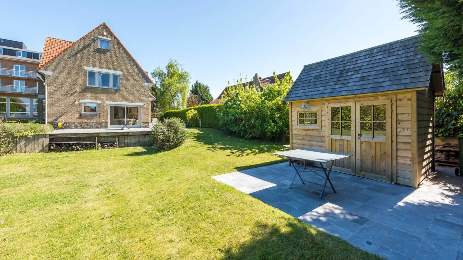 LAuthentique-Jardins en été