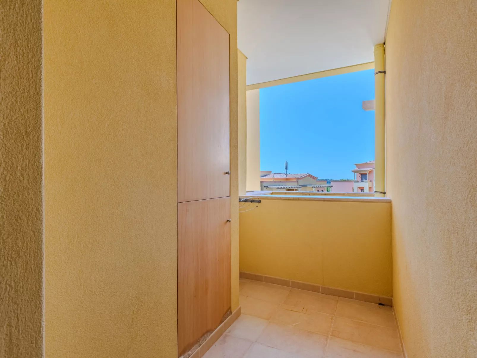 The Residence at Victoria-Inside