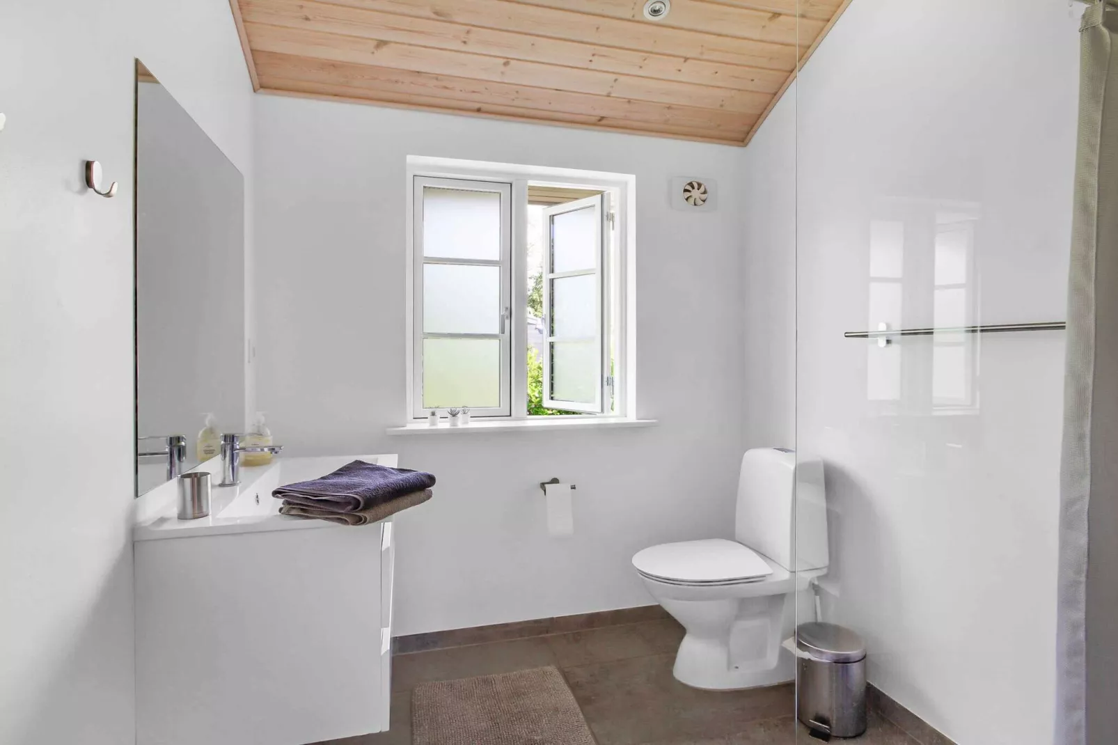 5 Sterne Ferienhaus in Nykøbing Sj-Innenbereich