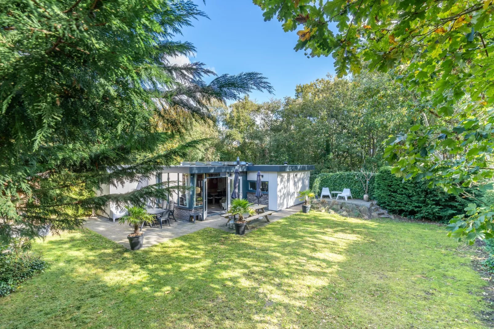 Pelikaanweg 21-Garten Sommer