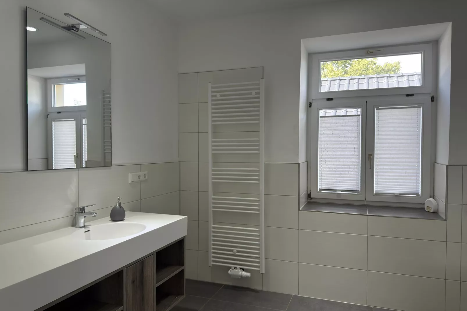 Gruppenunterkunft in Ballenstedt-Bathroom