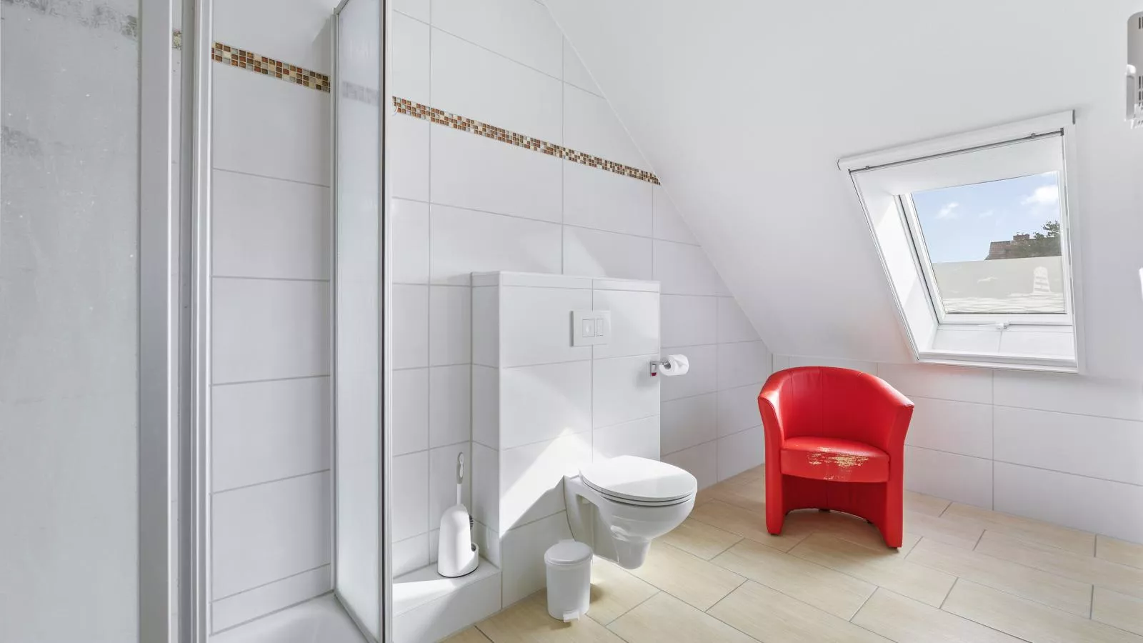 Windflüchter rechts-Badezimmer