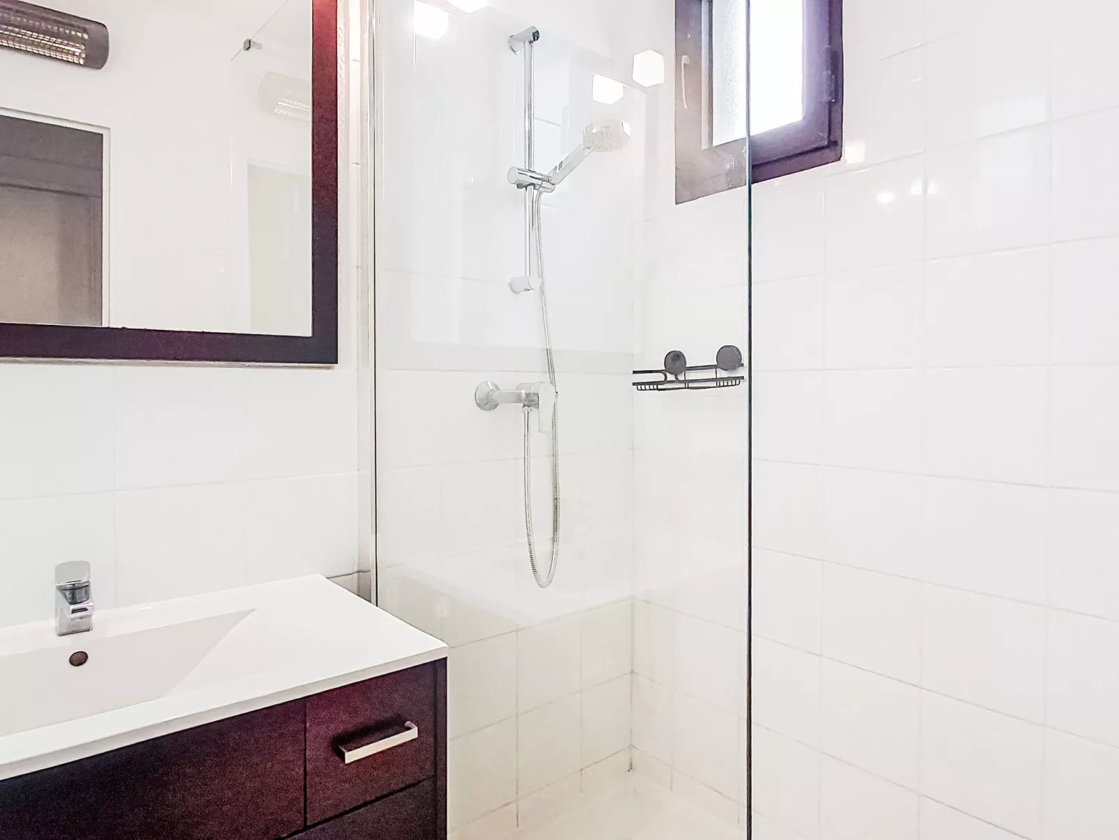 Le Luberon Loisirs-Drinnen