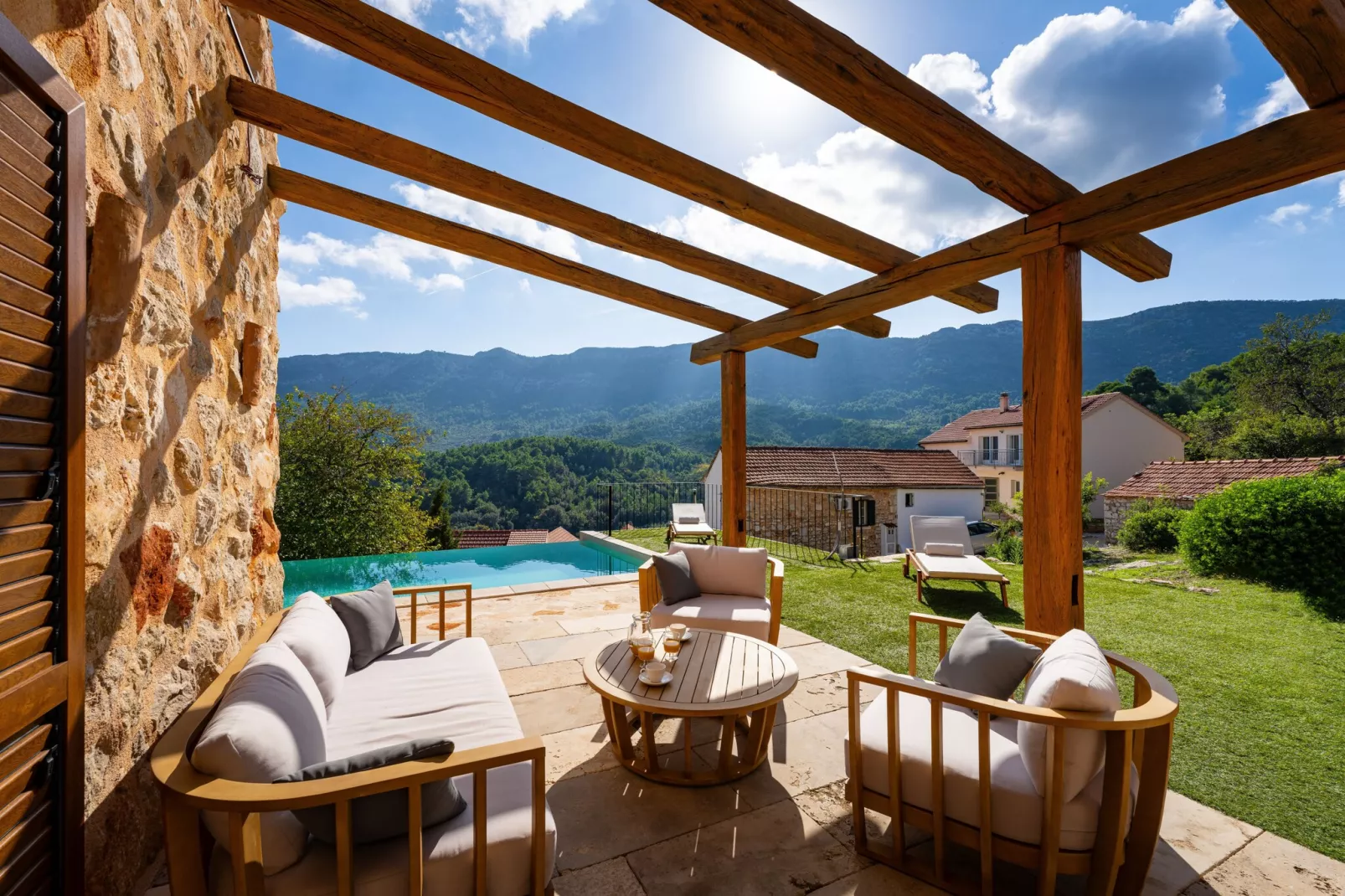 Authentic Villa Fisola-Terrace balcony